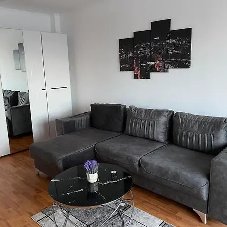 Cosy 1-bedroom In Obor - Metro * Bucharest