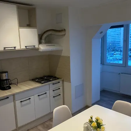 Cosy 1-bedroom In Obor - Metro Apartmán *
